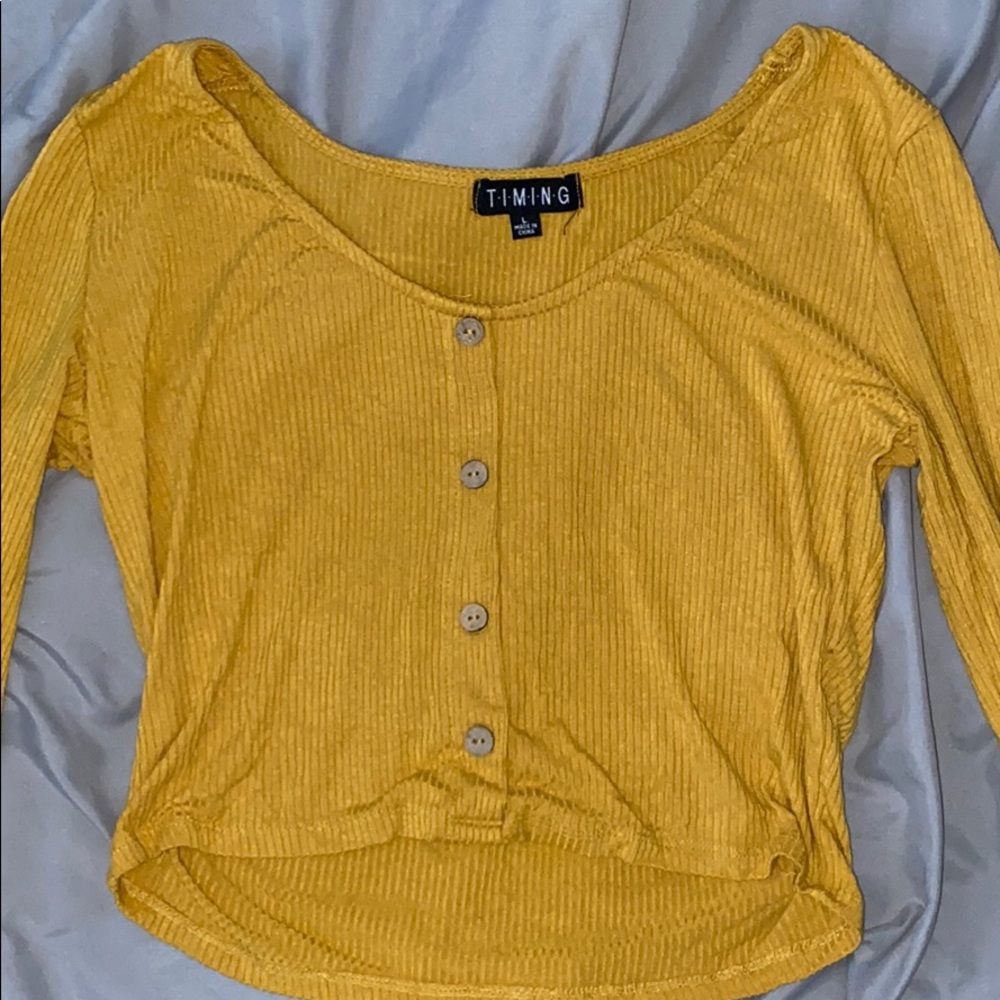 Worn once, yellow cropped long sleeve with buttons